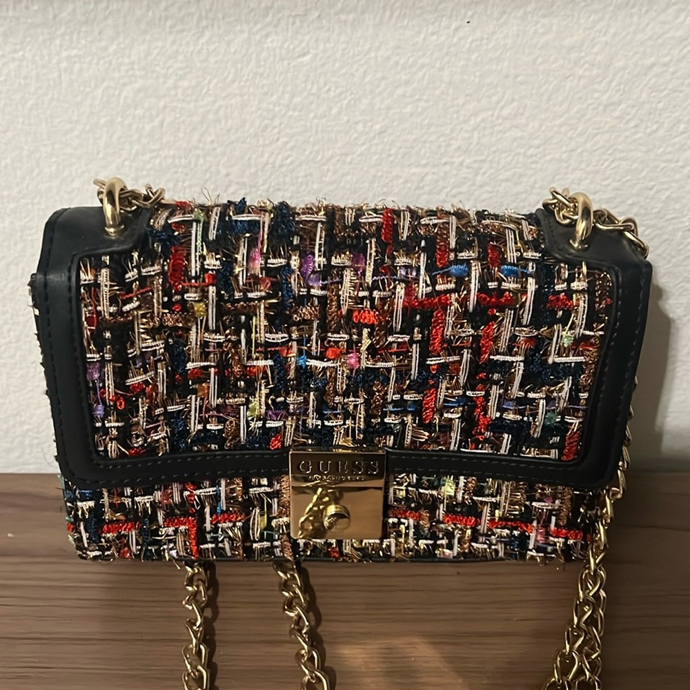 Guess Shoulder Bag